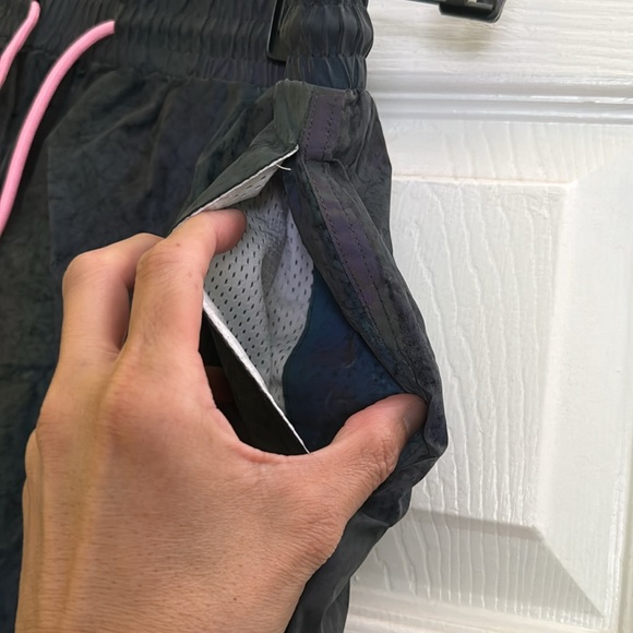 MEN’s Flexliving 5” swim short in size XS (28-30) - Picture 3 of 7